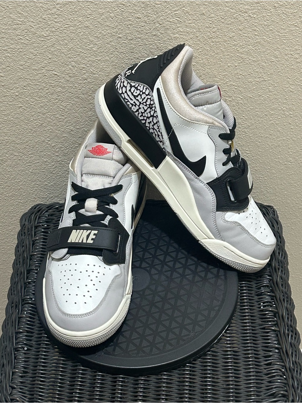 Size 10.5 Jordan Legacy 312 Low Tech Grey Fire Red Black CD7069-101